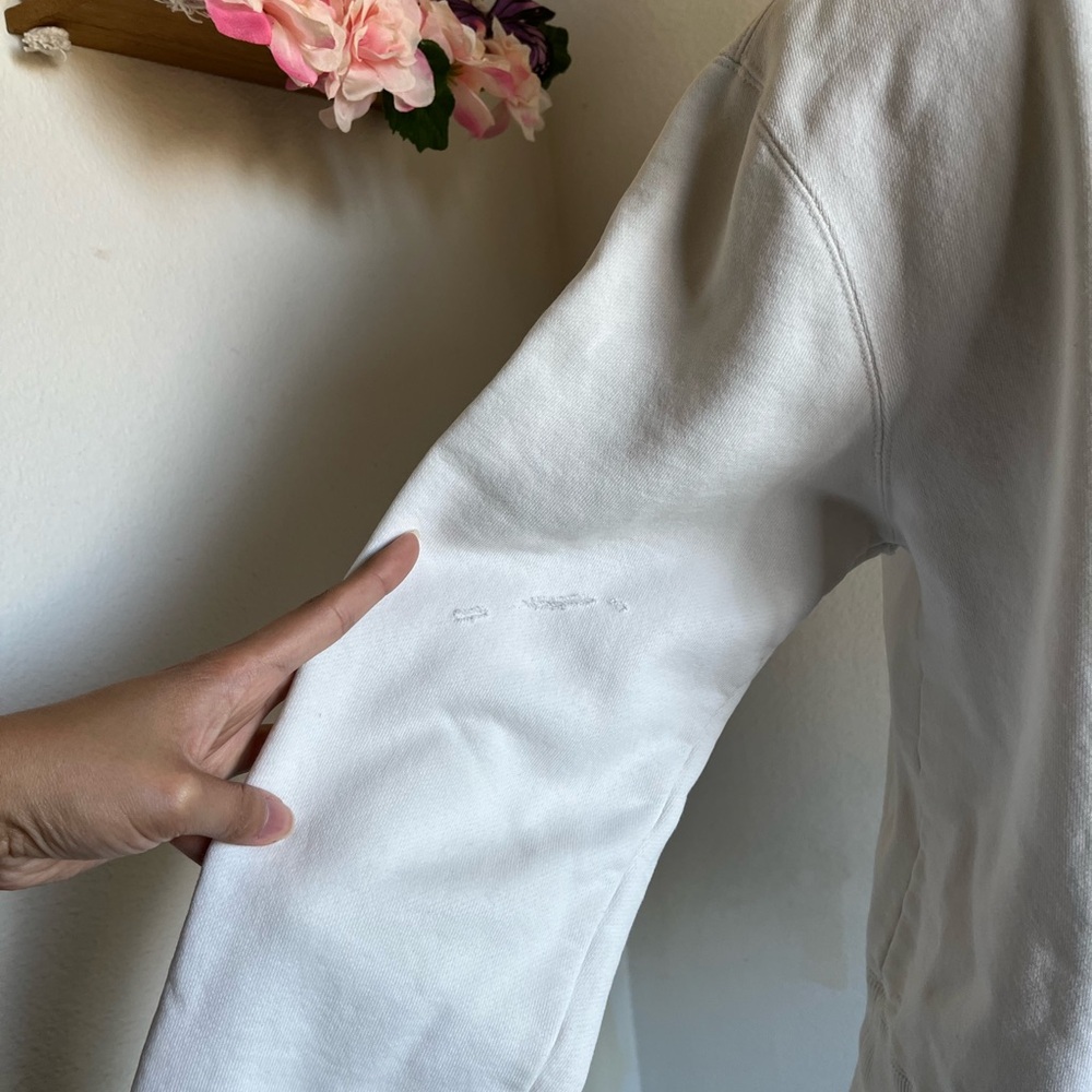 Y2K Roxy White Hoodie - Picture 6 of 8